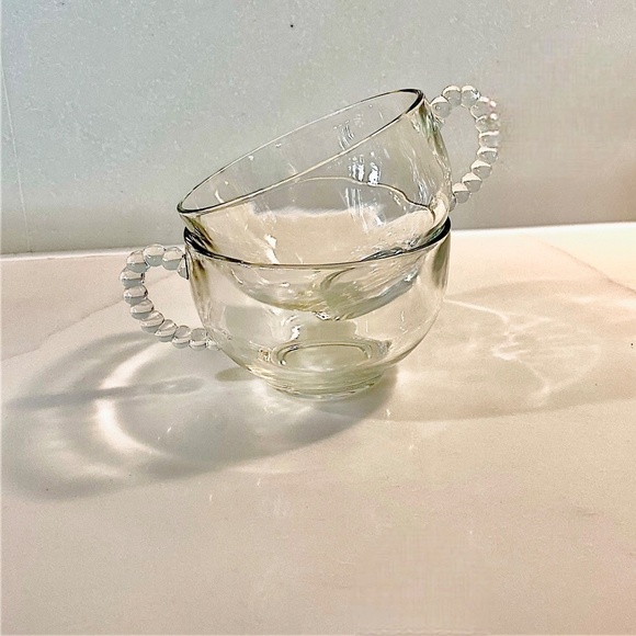 BUBBLE HANDLE TEA CUPS - Clear glass tea cups set of two (2) - Picture 7 of 7